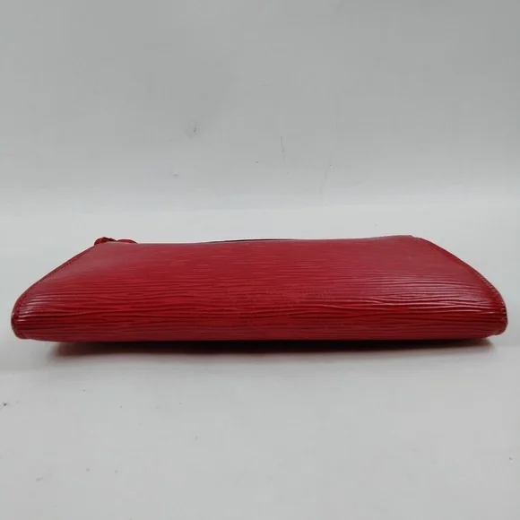 Louis Vuitton Epi Pochette - Picture 4 of 8